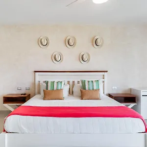 ** Apartahotel Mareazul At México